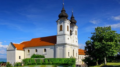 Taste the sunshine wines of Hungary