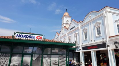 SHOPPING IN THE PARNDORF OUTLET (Austria)